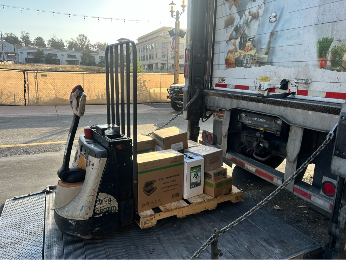 Walkie Pallet Jack delivering food